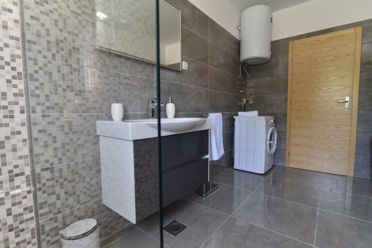 Villa Village Idylle With Heated Pool, Sauna, Jacuzzy And Private Parking Сукошан Екстер'єр фото