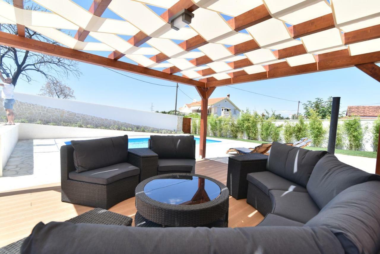 Villa Village Idylle With Heated Pool, Sauna, Jacuzzy And Private Parking Сукошан Екстер'єр фото